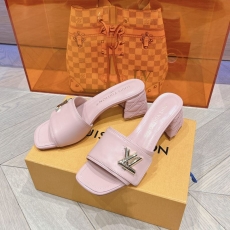 Louis Vuitton Slippers